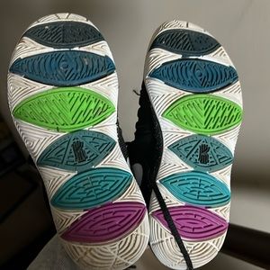 Kids Nike Kyrie youth size 13